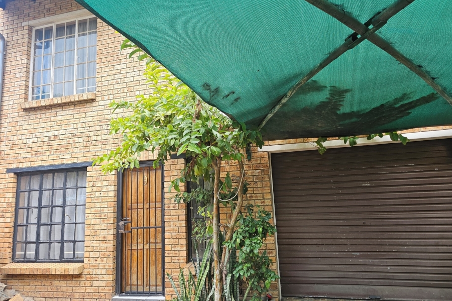 To Let 3 Bedroom Property for Rent in Rustenburg Central North West